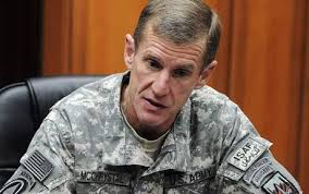 Stanley McChrystal: Escucha, aprende… después dirige