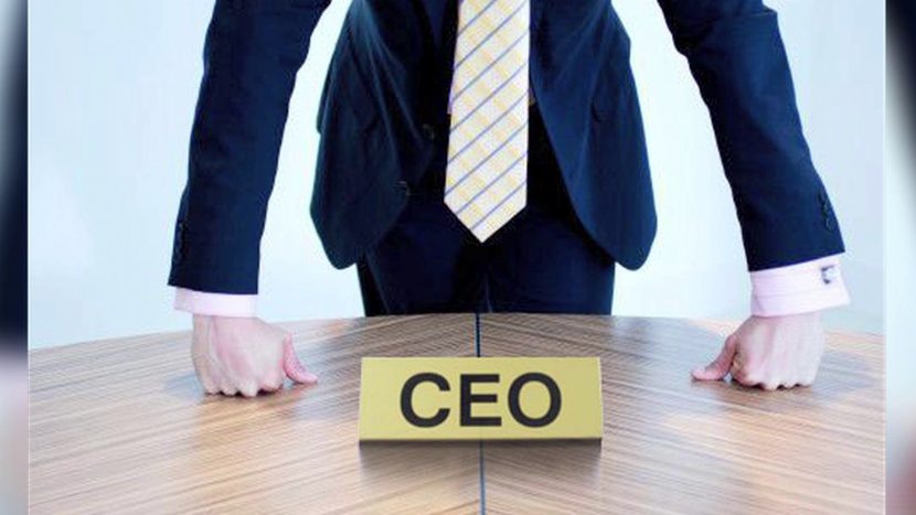 ¿Debes renunciar a ser el CEO?