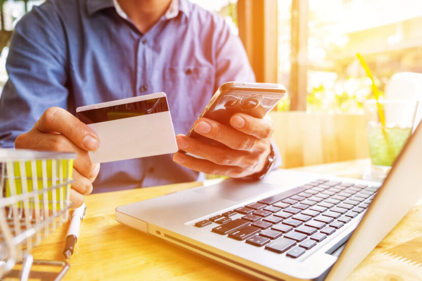 Cómo facilitar los pagos en línea de tus clientes